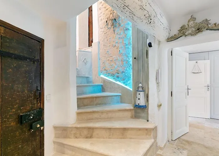 Luxury דירה אנטיב